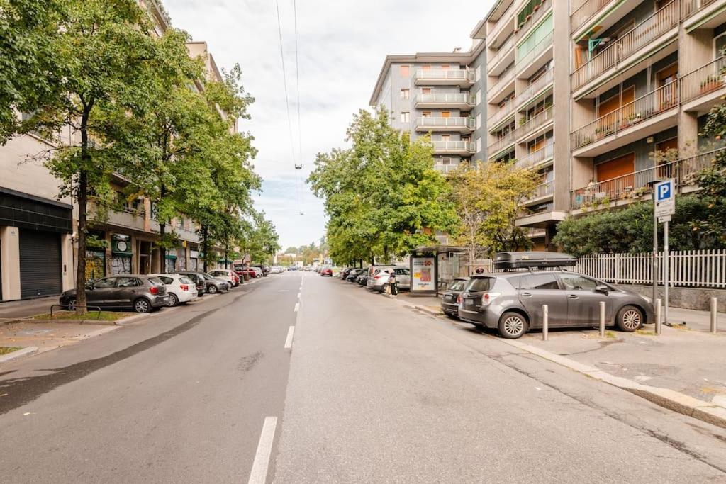 Luxury 1 Bedroom Apartment, Close To San Siro, Fiera And 10 Min Metro To Duomo Milano Eksteriør billede